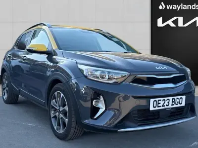 Used Kia Stonic 100 HP (73 kW) 2023 Grey SUV