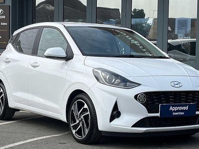 Used Hyundai i10 Premium 67 HP (49 kW) 2023 Hatchback