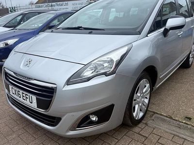Used Peugeot 5008 Active 120 HP (88 kW) 2016 Estate