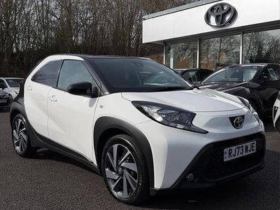 Used Toyota Aygo X 72 HP (52 kW) 2023 White SUV