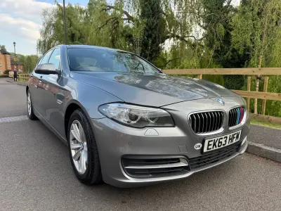 Begagnad BMW 520 2013 Grå Sedan