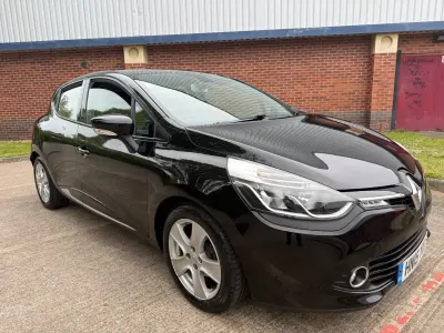Usado Renault Clio IV Dynamique 90 HP (66 kW) 2015 Preto Citadino