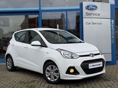 White Used 2016 Hyundai i10 SE Hatchback | £5,695 (Fair price)