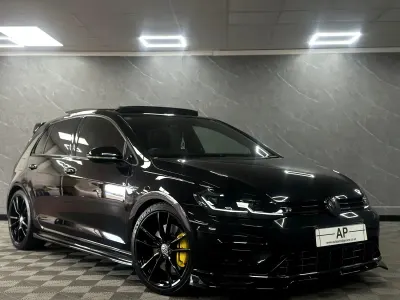 Used VW Golf VII R 305 HP (224 kW) 2018 Black Hatchback