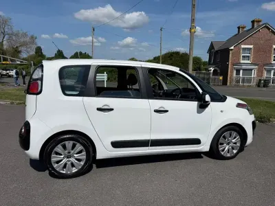 Używany Citroën C3 Picasso VTR Sport 95 KM (69 kW) 2015 Biały Minivan