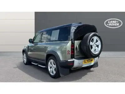 Usado Land Rover Defender First Edition 240 CV (176 kW) 2020 Verde SUV