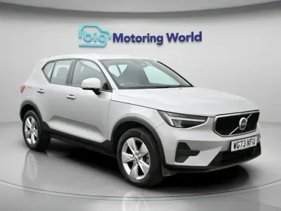 Usado Volvo XC40 Core 2023 Plateado SUV