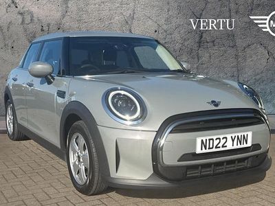 Usado Mini ONE Classic 102 CV (75 kW) 2022 Gris Utilitario