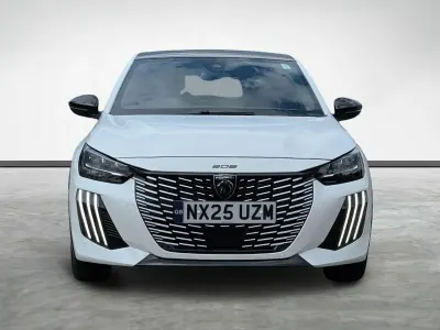 Used Peugeot 208 GT 99 HP (72 kW) 2025 White Hatchback