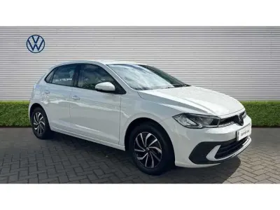 Begagnad VW Polo Life 95 HK (69 kW) 2023 Vit Halvkombi