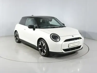 Used Mini Cooper Exclusive 160 kW (218 HP) 2024 Hatchback