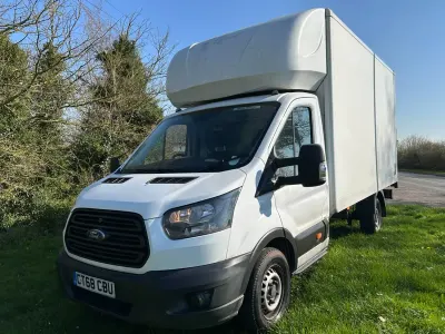 Begagnad Ford Transit 130 HK (95 kW) 2019 Vit Cab