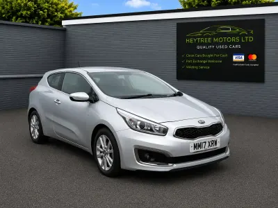 Used Kia ProCeed 2017 Silver Hatchback