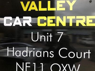 Used Peugeot 208 Prestige 208 HP (152 kW) 2017 White Hatchback