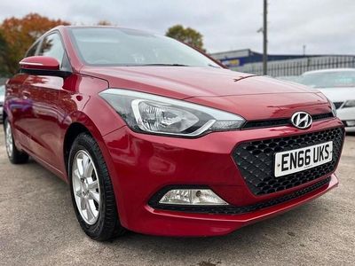 Used Hyundai i20 SE 2017 Red Hatchback