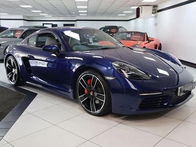Porsche 718 Cayman