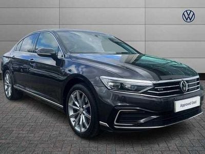 Usado VW Passat Advance 218 HP (160 kW) 2020 Cinzento Sedan