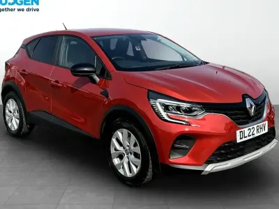 Used Renault Captur Iconic 140 HP (102 kW) 2022 Red SUV