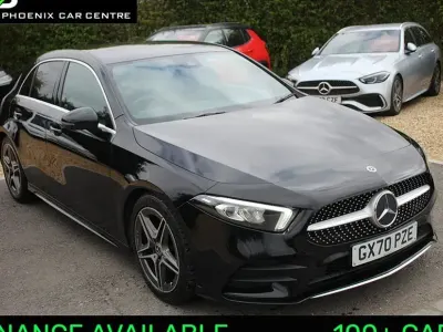 Begagnad Mercedes A180 AMG line 136 HK (100 kW) 2020 Svart Halvkombi