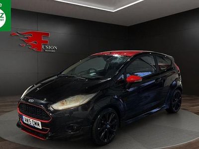 Black Used 2015 Ford Fiesta Zetec Hatchback | £3,200 (Super price)