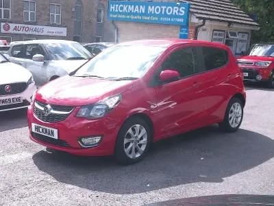 Used Vauxhall Viva 75 HP (55 kW) 2018 Red Hatchback
