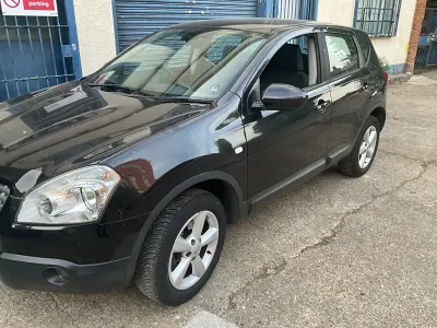 Used Nissan Qashqai Acenta 114 HP (83 kW) 2009 Black SUV