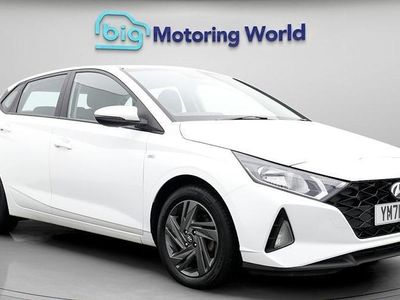 Used Hyundai i20 SE 101 HP (74 kW) 2022 White Hatchback