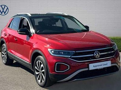 Usado VW T-Roc Style 150 HP (110 kW) 2023 Vermelho SUV