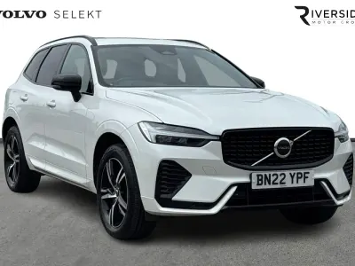 Used Volvo XC60 R-Design 197 HP (144 kW) 2022 Crystal white SUV