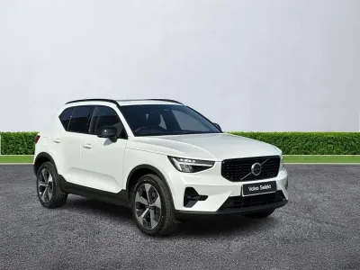Used Volvo XC40 Ultimate 197 HP (144 kW) 2023 White SUV
