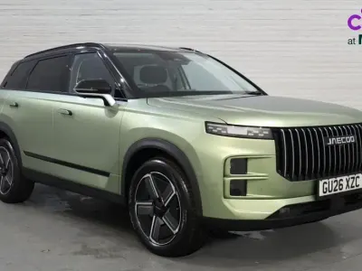 Used Jaecoo 7 147 HP (108 kW) 2026 Two tone metallic  green stone/black SUV