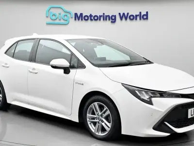 Używany Toyota Corolla 122 KM (89 kW) 2022 Hatchback