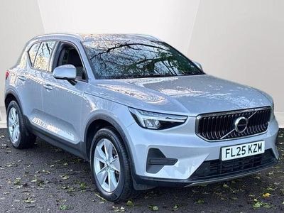 Used 2025 Volvo XC40 Core SUV | £27,534 (Fair price)