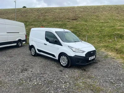 Usado Ford Transit Connect 100 HP (73 kW) 2019 Branco Monovolume