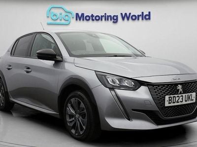 Used Peugeot e-208 Allure+ 100 kW (136 HP) 2023 Grey Hatchback