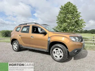 Used Dacia Duster Essentiel 115 HP (84 kW) 2018 Orange SUV