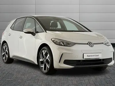 New VW ID.3 Pure 125 kW (170 HP) 2026 Glacier white with solid black roof Hatchback