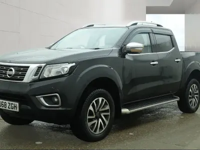 Used Nissan Navara Tekna 2018 Black Pickup