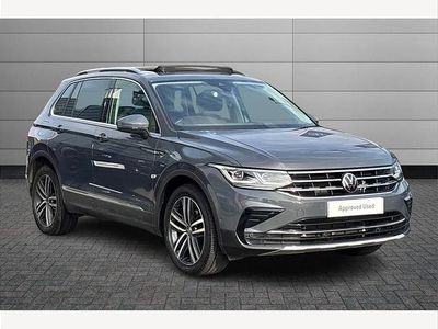 Used VW Tiguan Elegance 150 HP (110 kW) 2023 Grey SUV