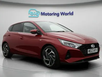 Used Hyundai i20 Premium 101 HP (74 kW) 2023 Red Hatchback