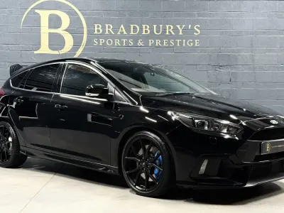 Used Ford Focus RS 350 HP (257 kW) 2017 Black Hatchback