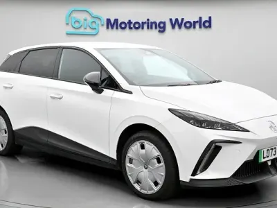 Second-hand MG MG4 EV Trophy 150 kW (204 CP) 2025 Hatchback