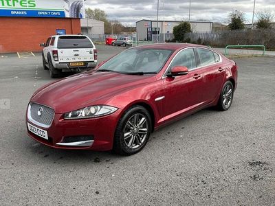 Used Jaguar XF Luxury 163 HP (119 kW) 2013 Red Sedan