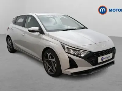 Używany Hyundai i20 Ultimate 101 KM (74 kW) 2025 Szary Hatchback