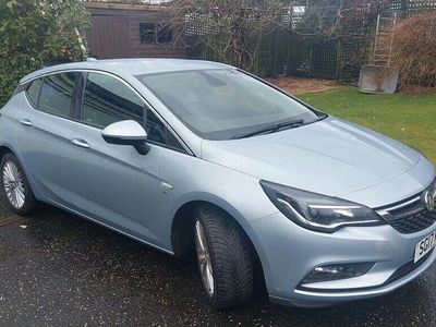 Used Vauxhall Astra Elite 150 HP (110 kW) 2017 Silver Hatchback