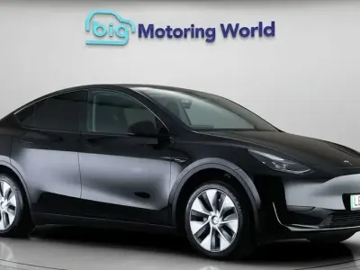 Used Tesla Model Y Standard Range 219 kW (299 HP) 2023 Black SUV