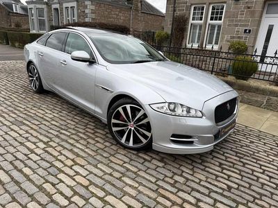 Used Jaguar XJ Portfolio 275 HP (202 kW) 2014 Silver Sedan