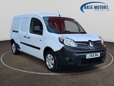 White Used 2019 Renault Kangoo Business | £5,595 (Fair price)