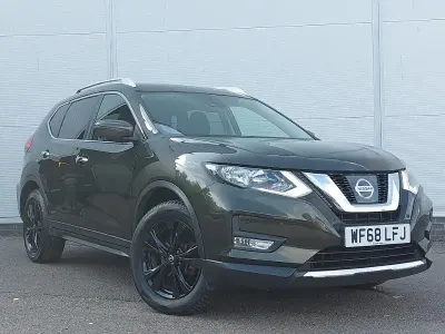 Used Nissan X-Trail N-Connecta 130 HP (95 kW) 2018 Green SUV