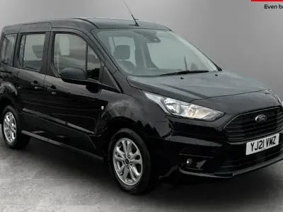 Used Ford Tourneo Zetec 120 HP (88 kW) 2021 Estate